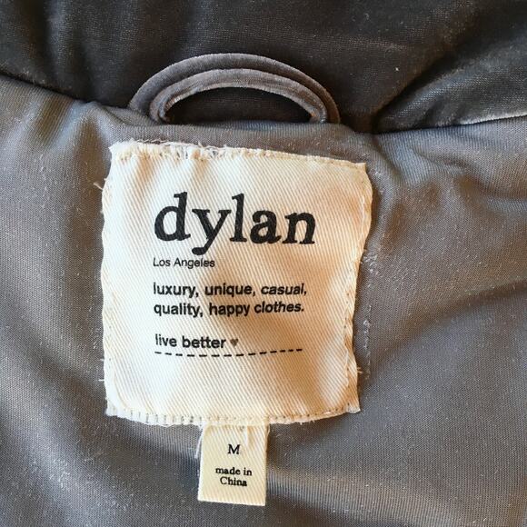 Dylan Women's Puffy Velvety Coat Size Medium - Picture 6 of 8